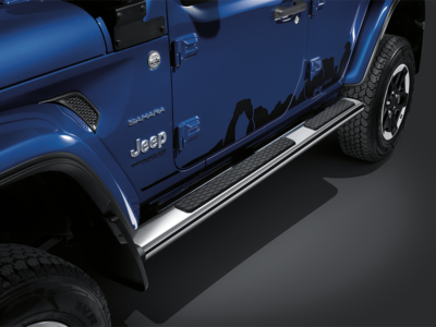 Wrangler 2018-Present Tube Steps Chrome – 4-Door