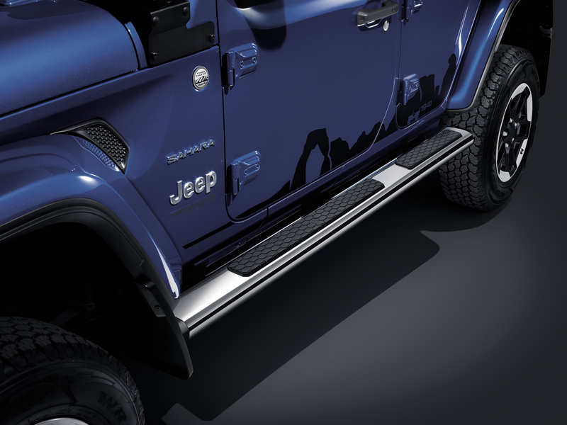 Wrangler 2018-Present Tube Steps Chrome – 2-Door